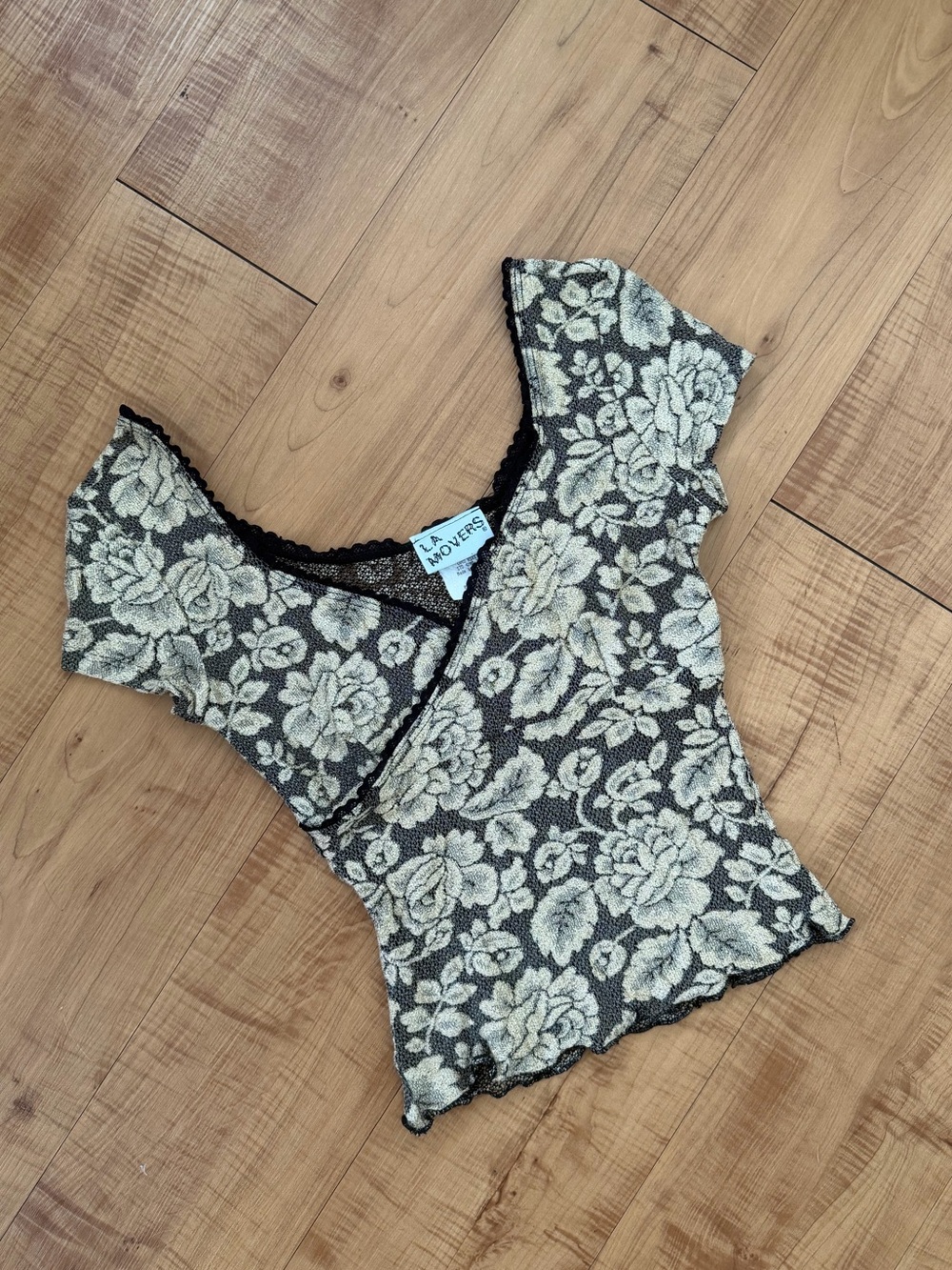 Vintage Y2K Textured Sheer Gold Lace Stretch Floral Top